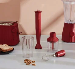 Alessi Staafmixer Plissé - 2 Standen - Rood - Michele De Lucchi - MDL10 R -Goedkope Keuken Wijs Winkel Alessi Staafmixer sfeer1