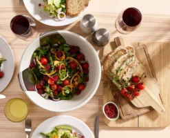 Joseph Joseph Saladeschaal - Met Slabestek - Uno - ø 30 Cm -Goedkope Keuken Wijs Winkel JJ Uno SaladBowlAndServers Stone 20155 IS2 2000x