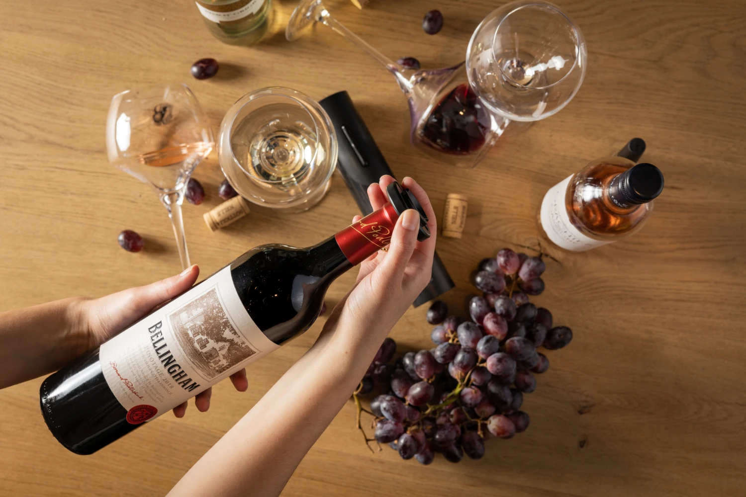 Sareva Wijnopener Set (met Wijnstopper. Foliesnijder & Schenktuit) 2 Sareva Wijnopener Set (met Wijnstopper. Foliesnijder & Schenktuit) - Afbeelding 2